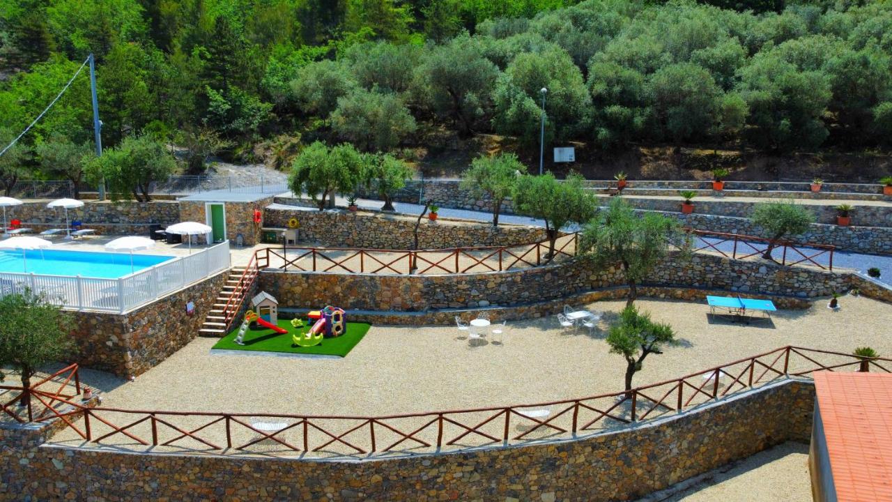 Agriturismo Monte Acuto - Natura, Mare & Relax In Piscina Toirano Bagian luar foto